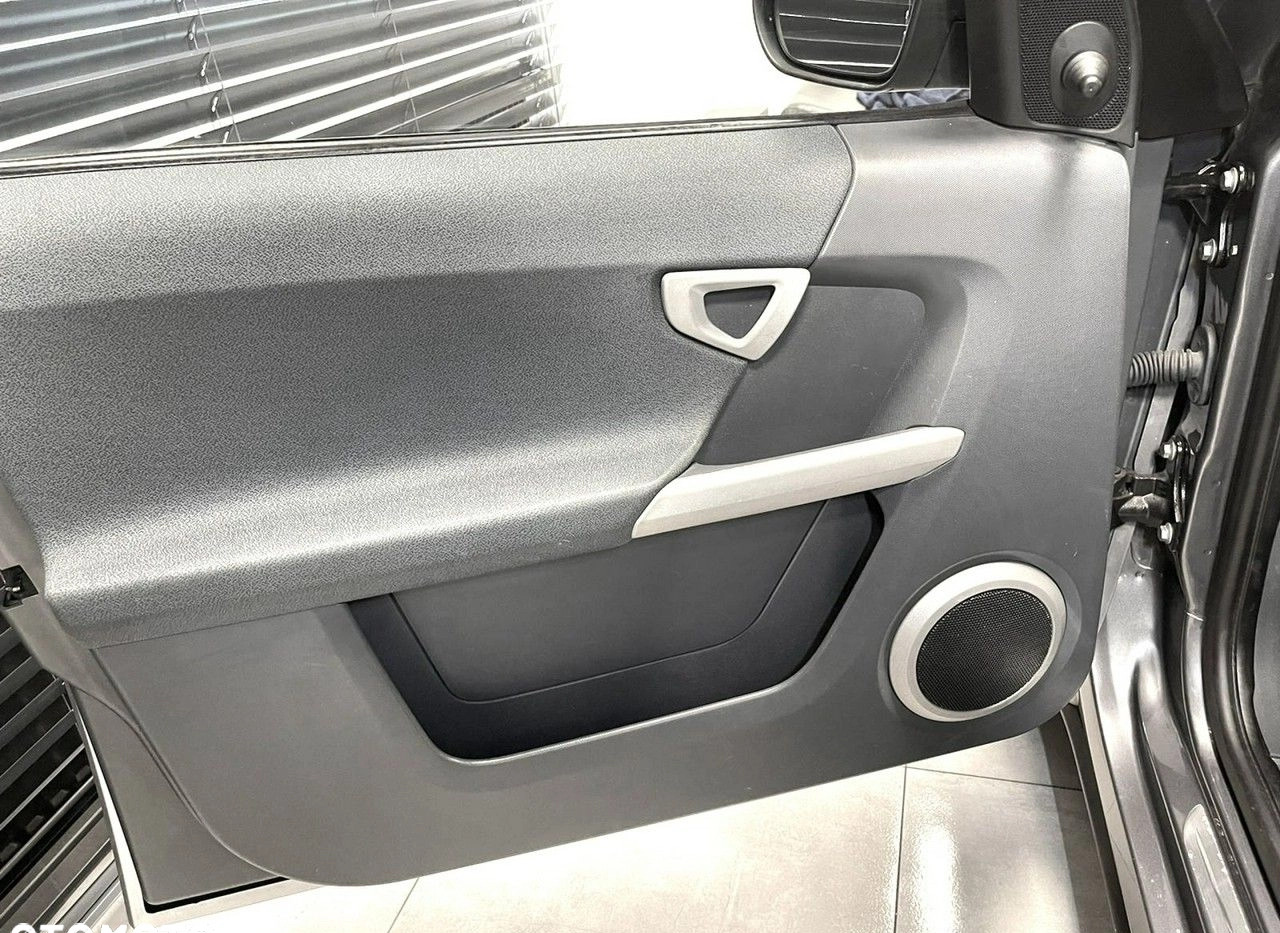 Smart Forfour cena 16500 przebieg: 80000, rok produkcji 2005 z Łęczna małe 497